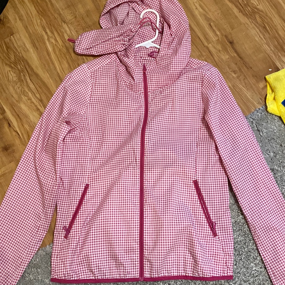 Uniqlo windbreaker